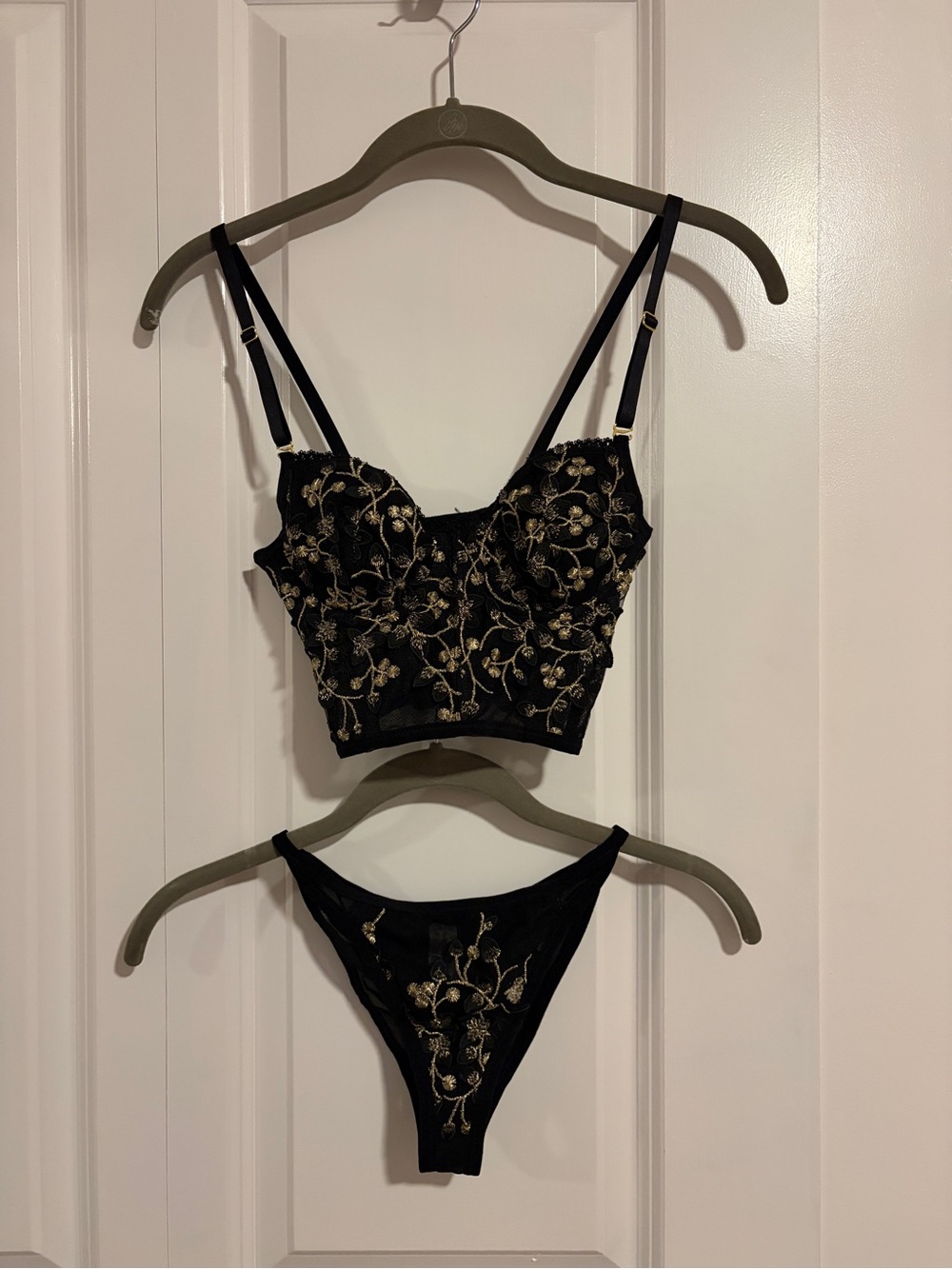 Embroidered Lingerie Set